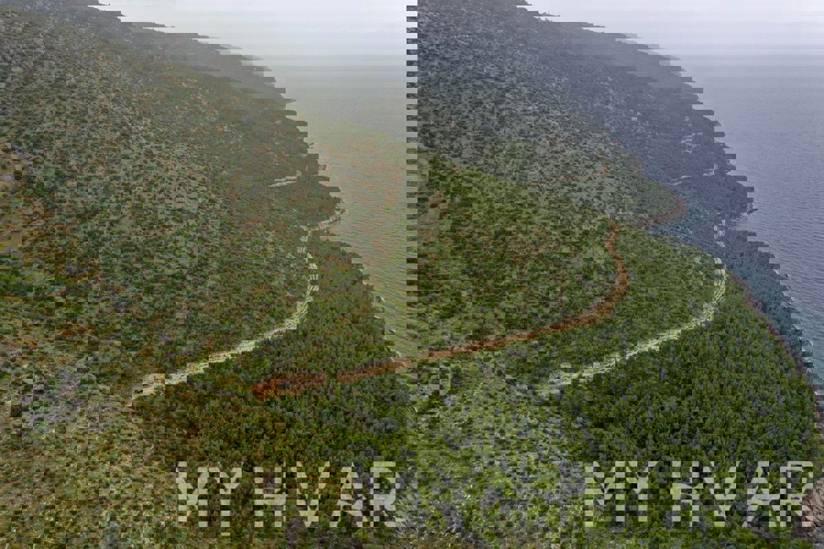 Terreno Vrbinka sopra il mare