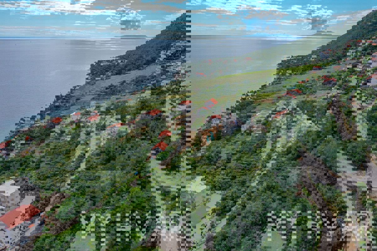 Terreno edificabile vicino al porto di Zavala