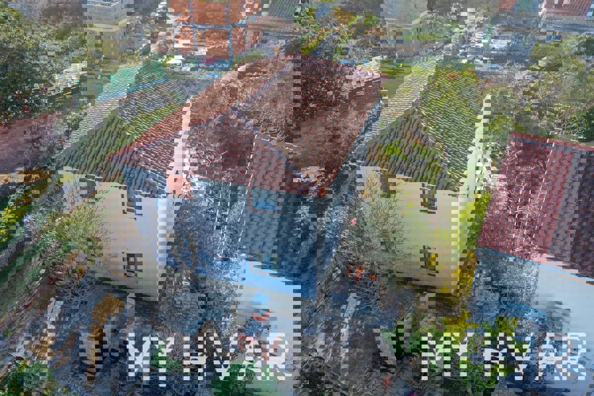 Casa familiare a Rudine