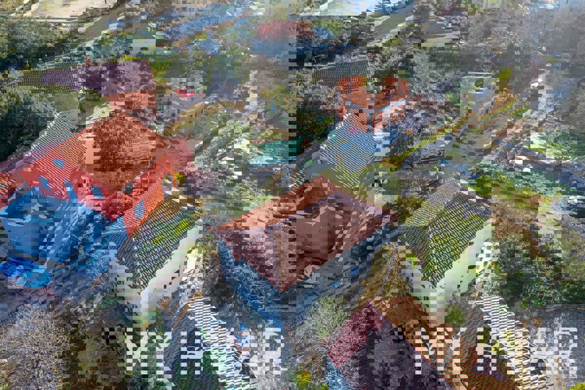 Casa familiare a Rudine