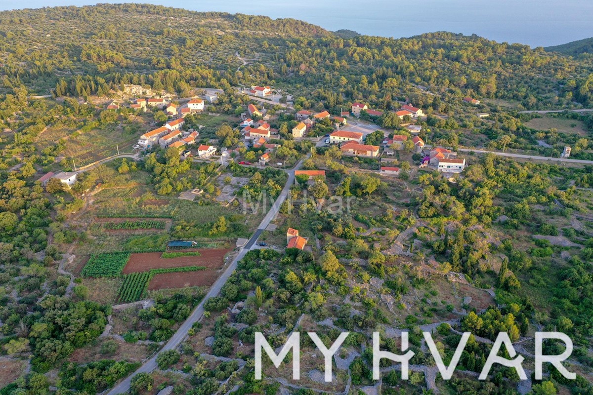 Terreno edificabile a Bogomolje