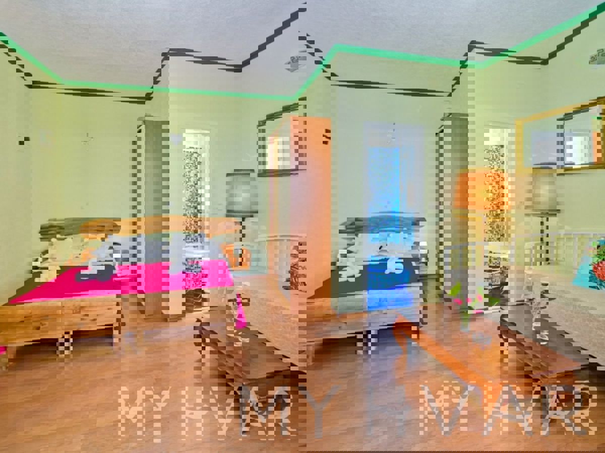 Casa con spiaggia privata nella città di Hvar