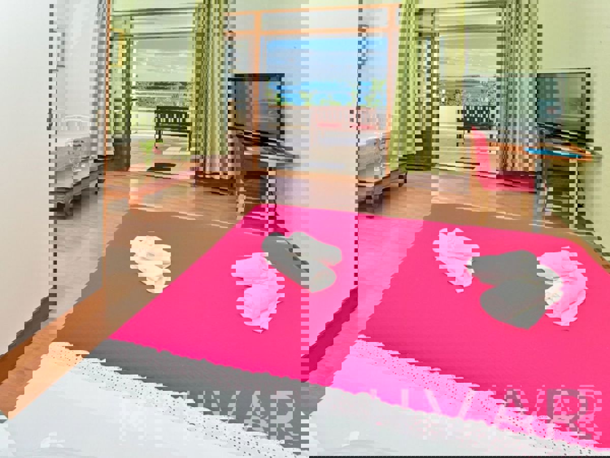 Casa con spiaggia privata nella città di Hvar