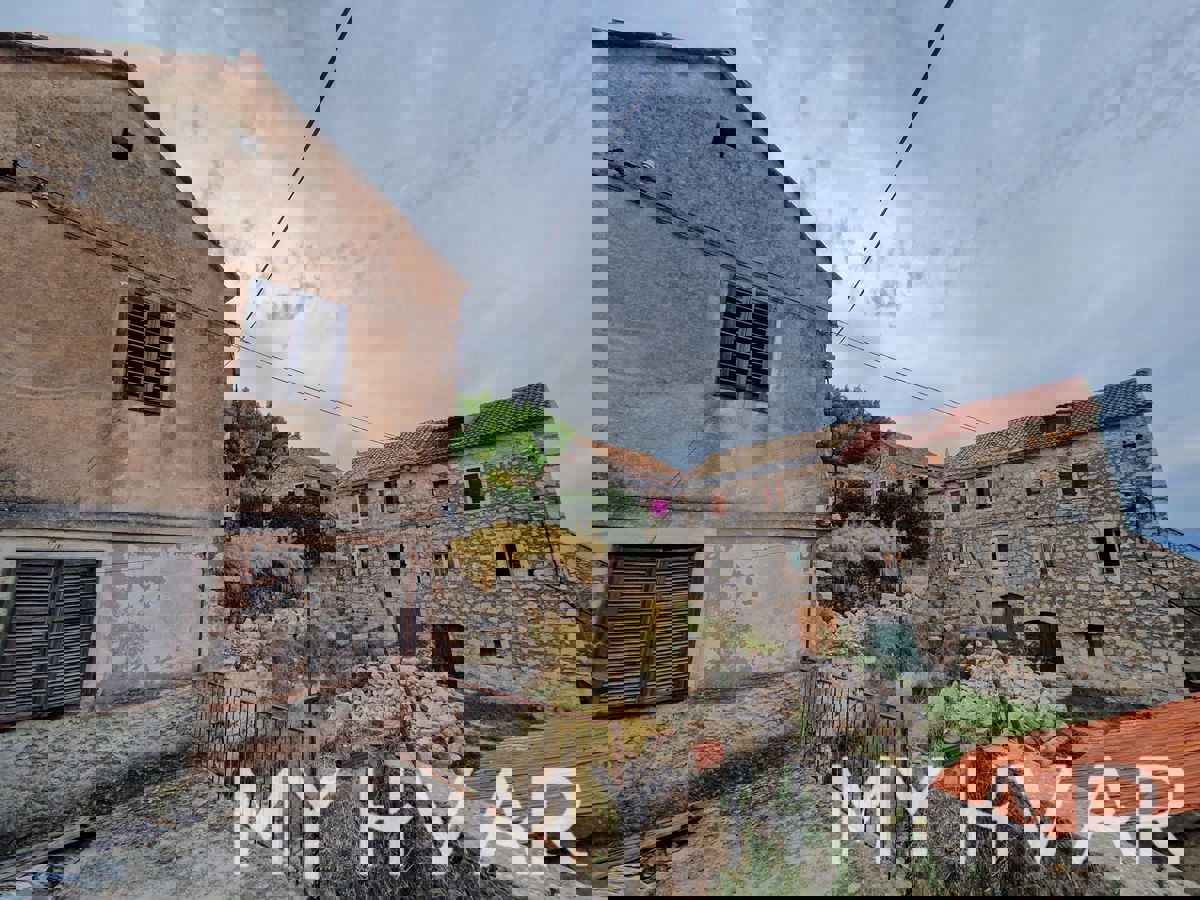 Casa nascosta nell'Upper Pitve