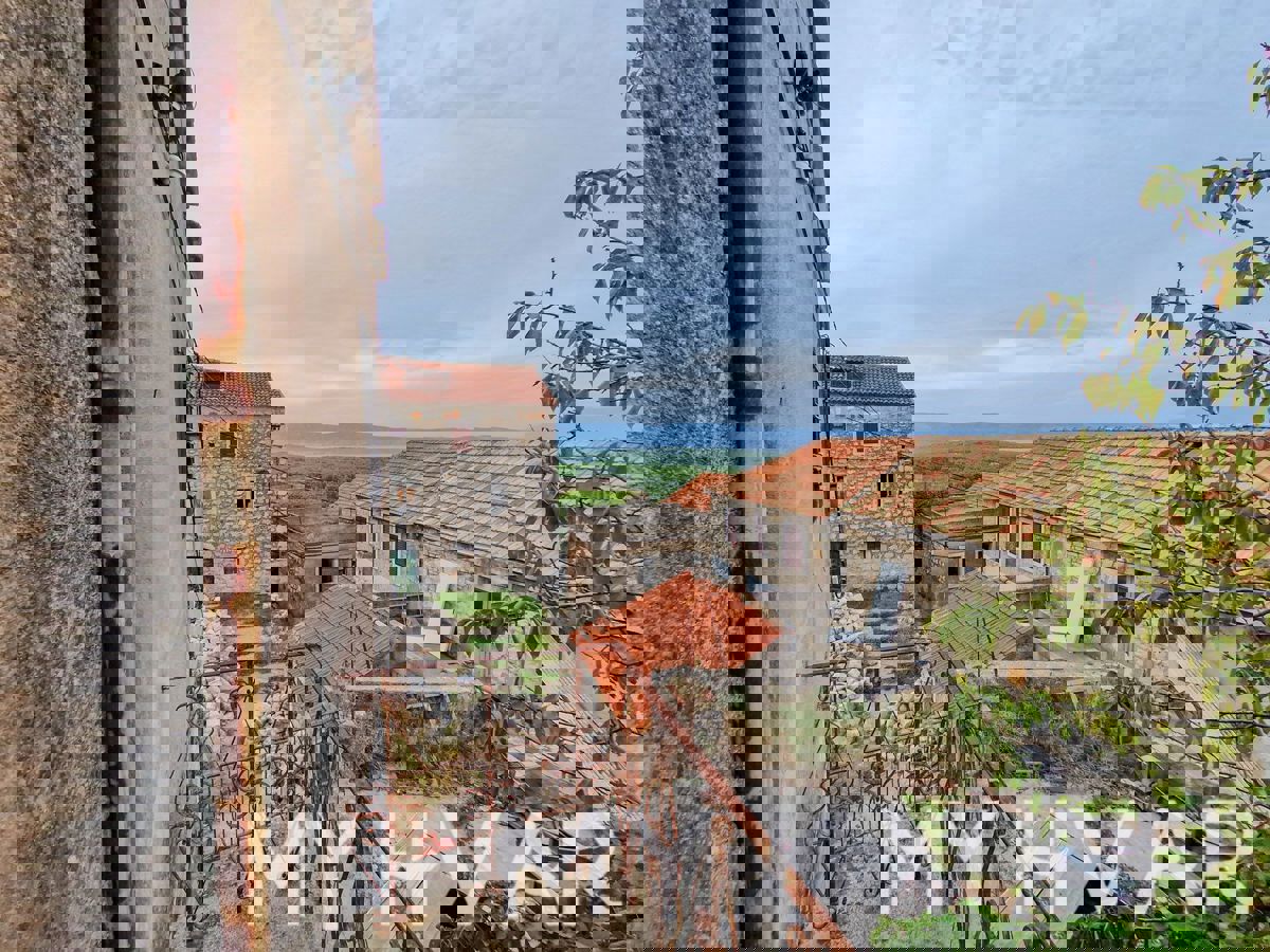 Casa nascosta nell'Upper Pitve