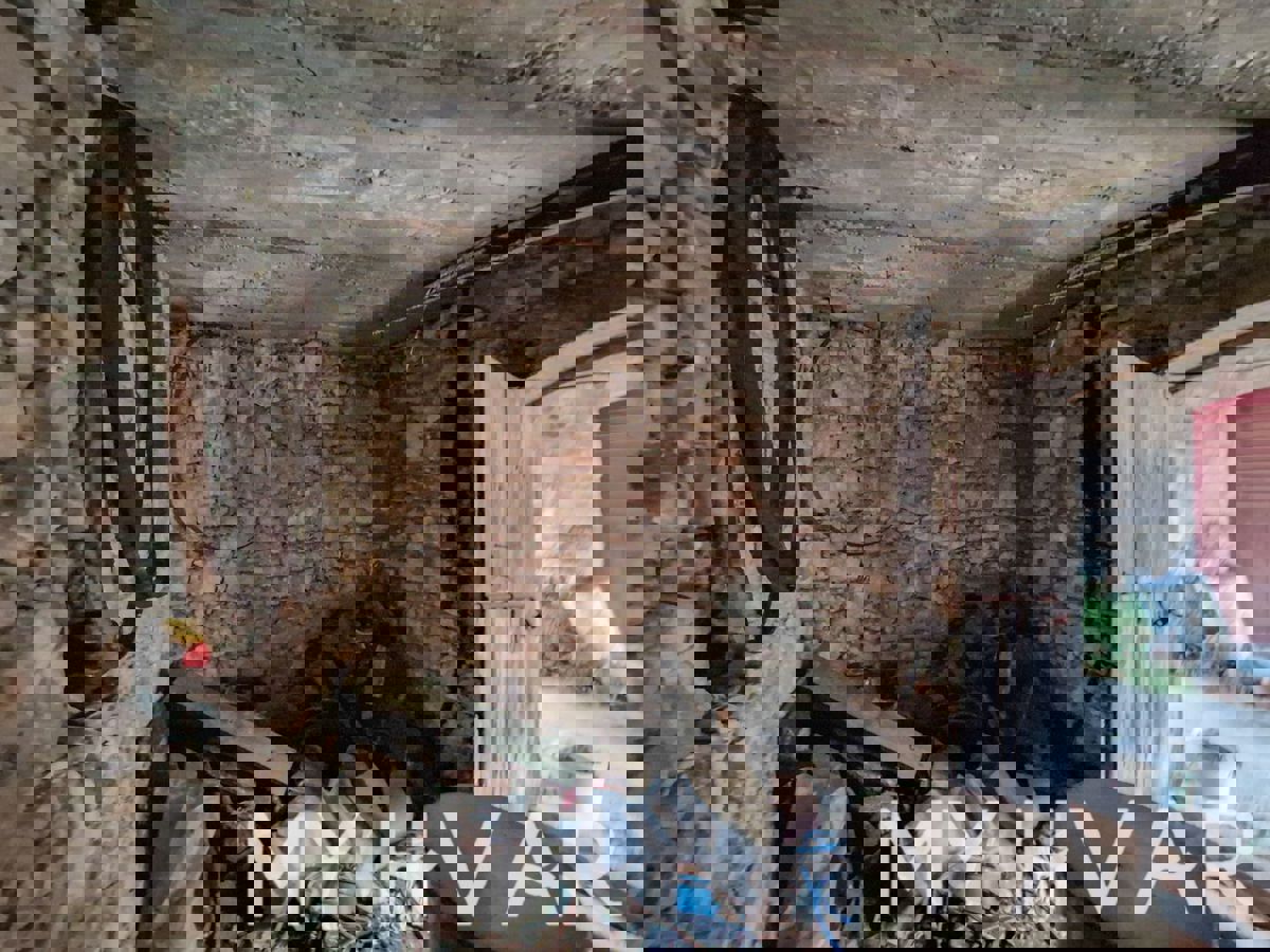 Casa nascosta nell'Upper Pitve