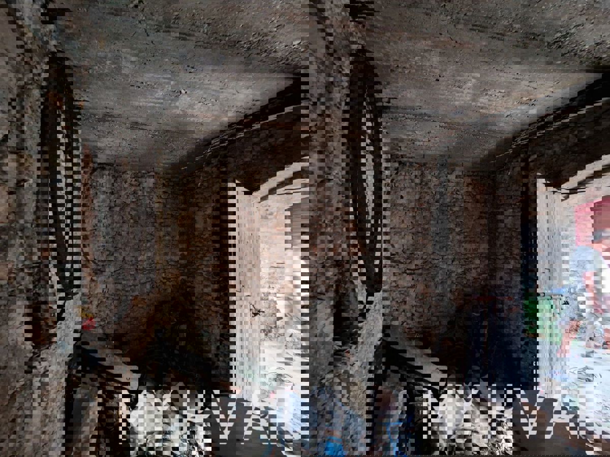 Casa nascosta nell'Upper Pitve