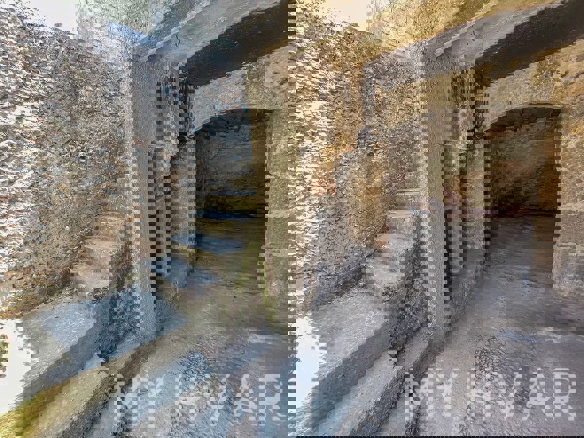 Casa da ristrutturare a Vrbanj