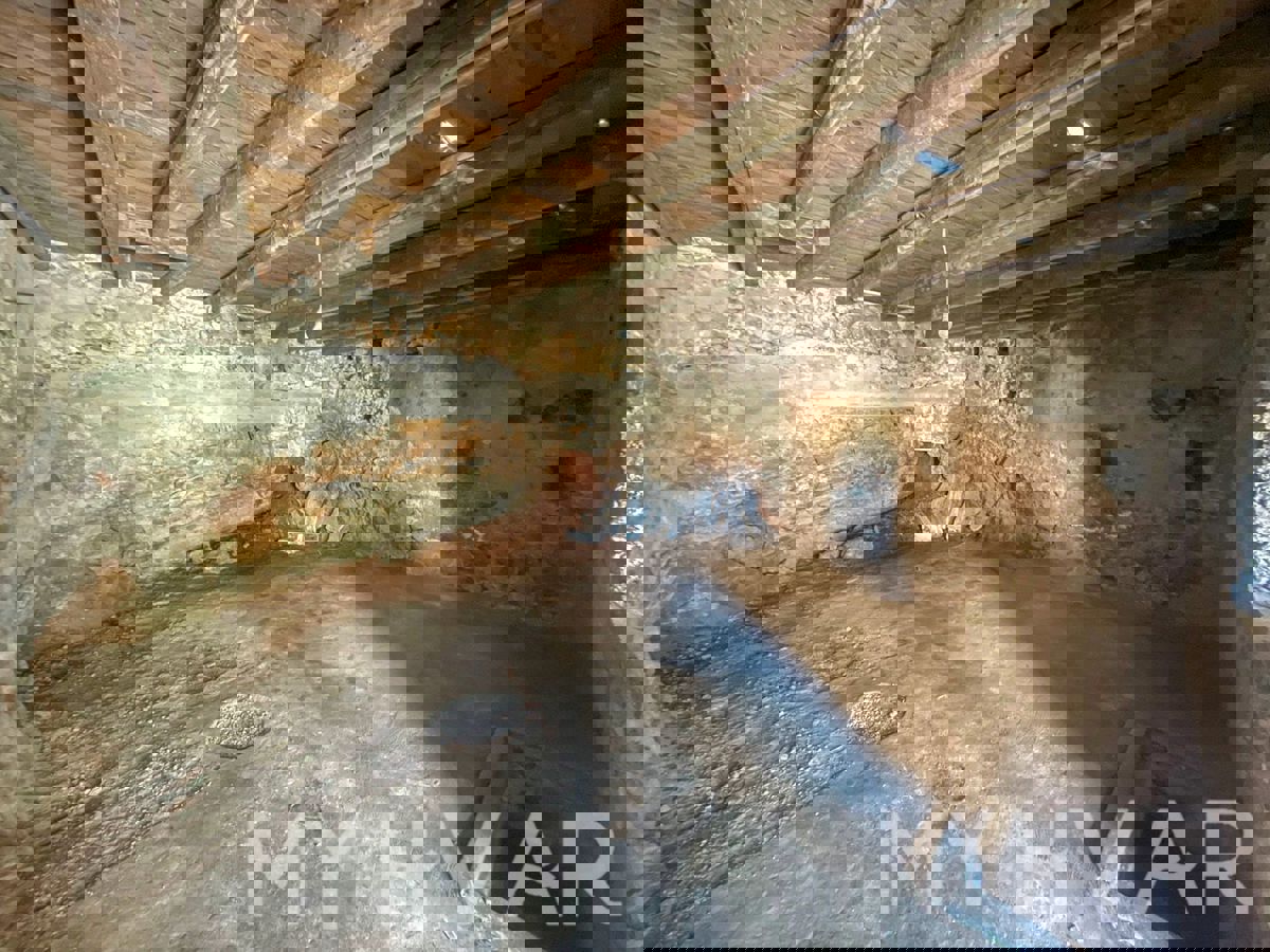 Casa da ristrutturare a Vrbanj