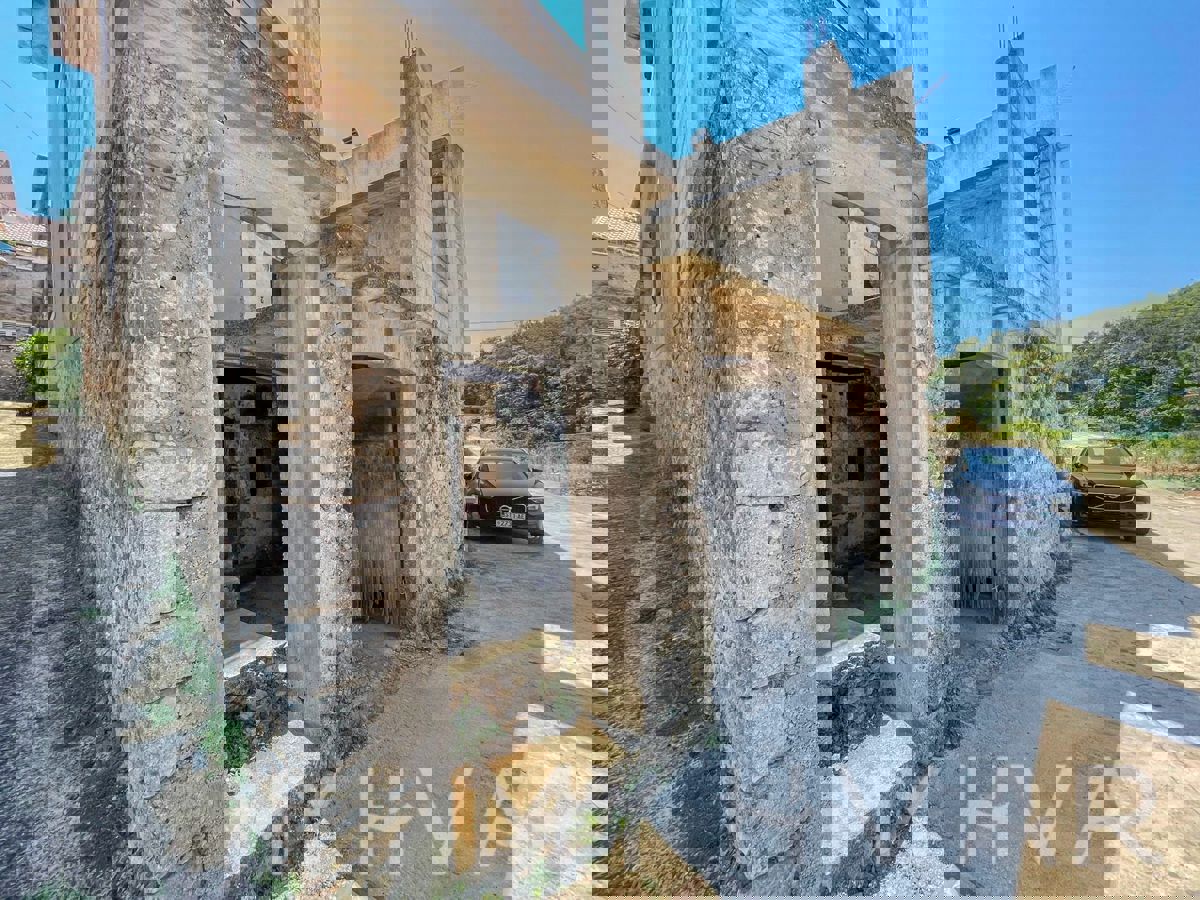 Casa da ristrutturare a Vrbanj