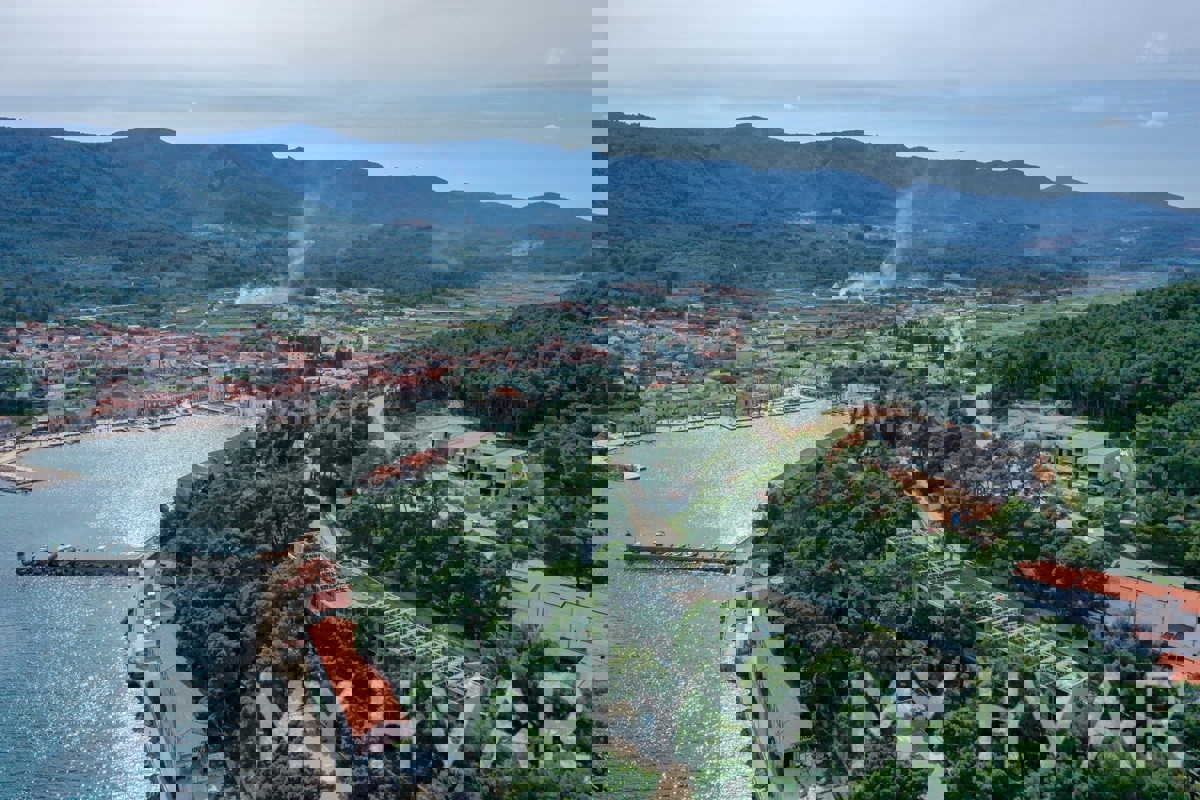 Appartamento di lusso con vista mare