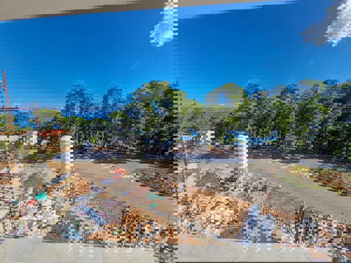 Appartamento di lusso con vista mare