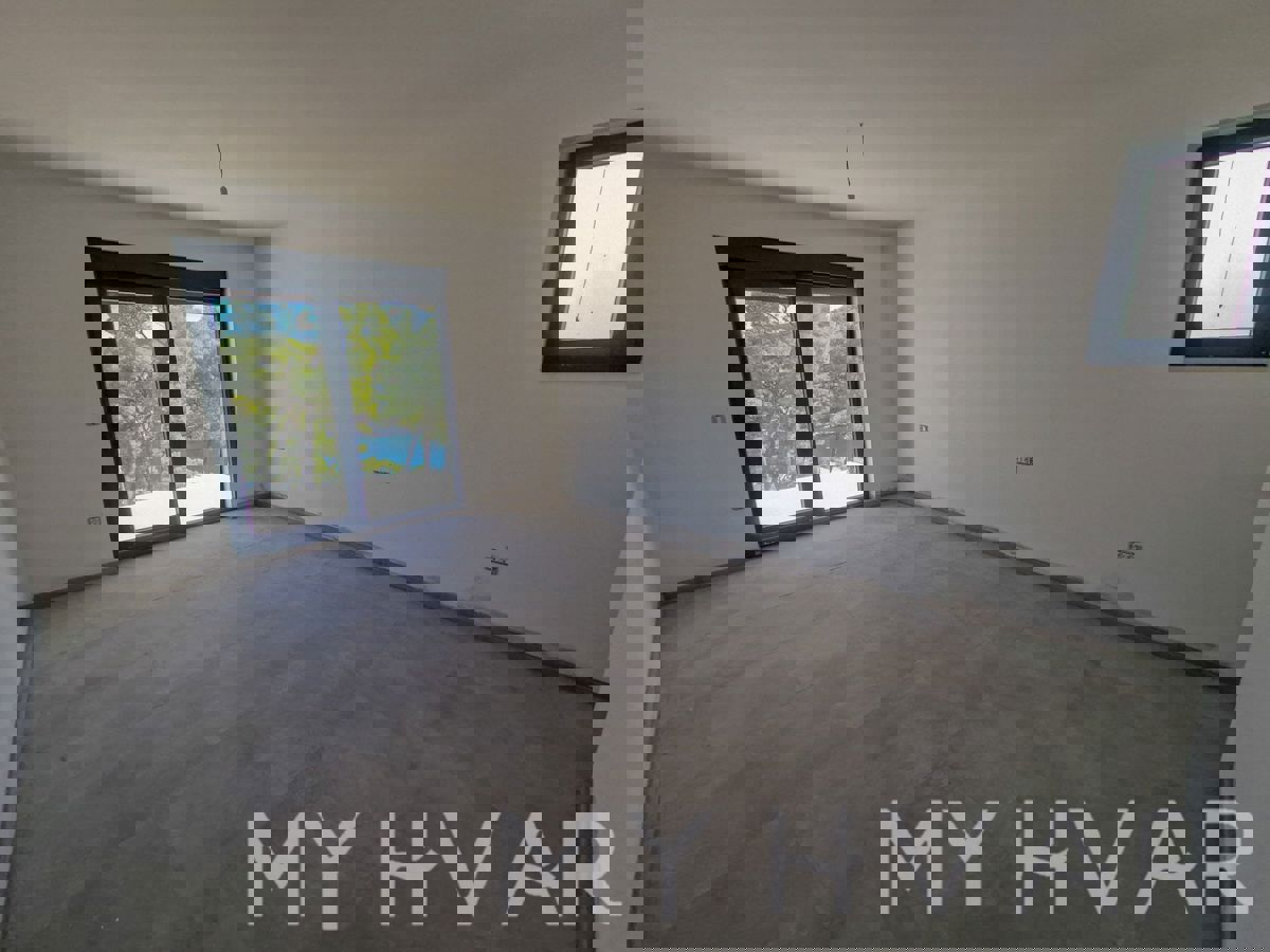 Appartamento di lusso con vista mare