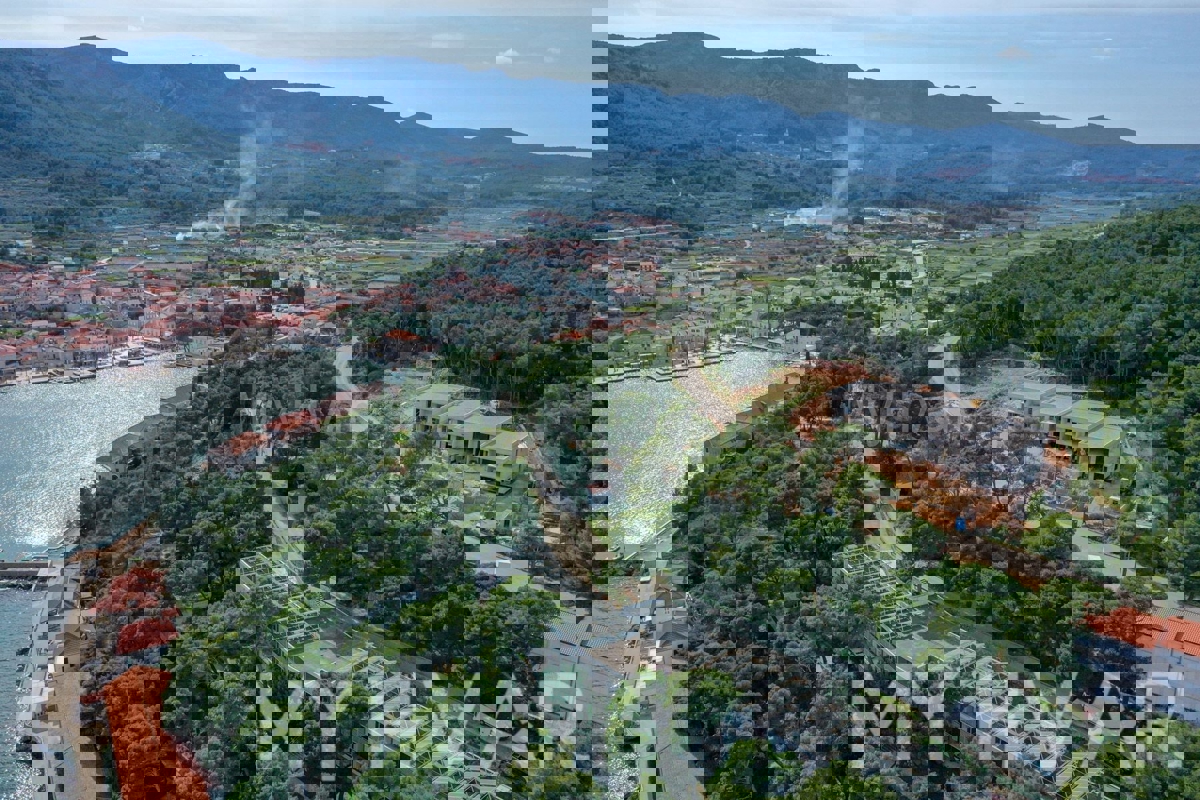 Appartamento di lusso con vista mare