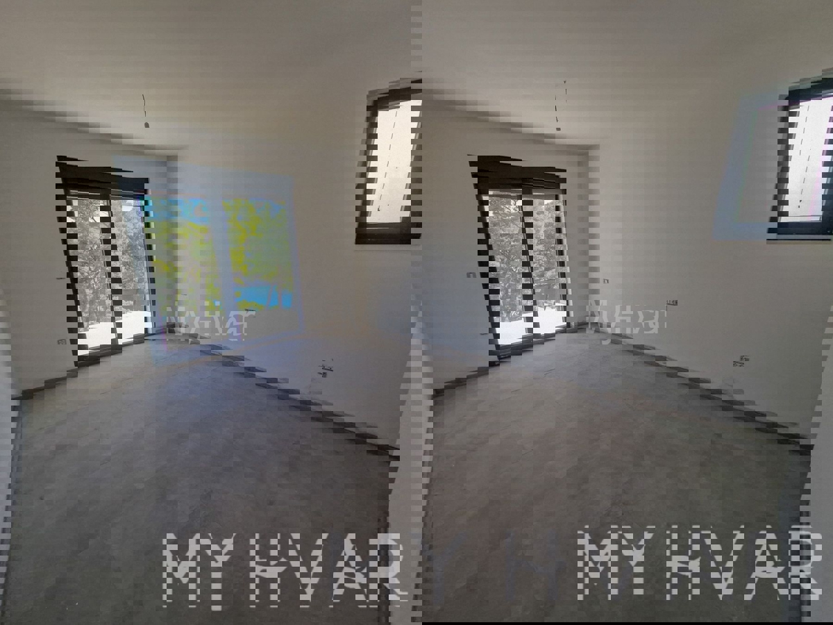 Appartamento di lusso con vista mare