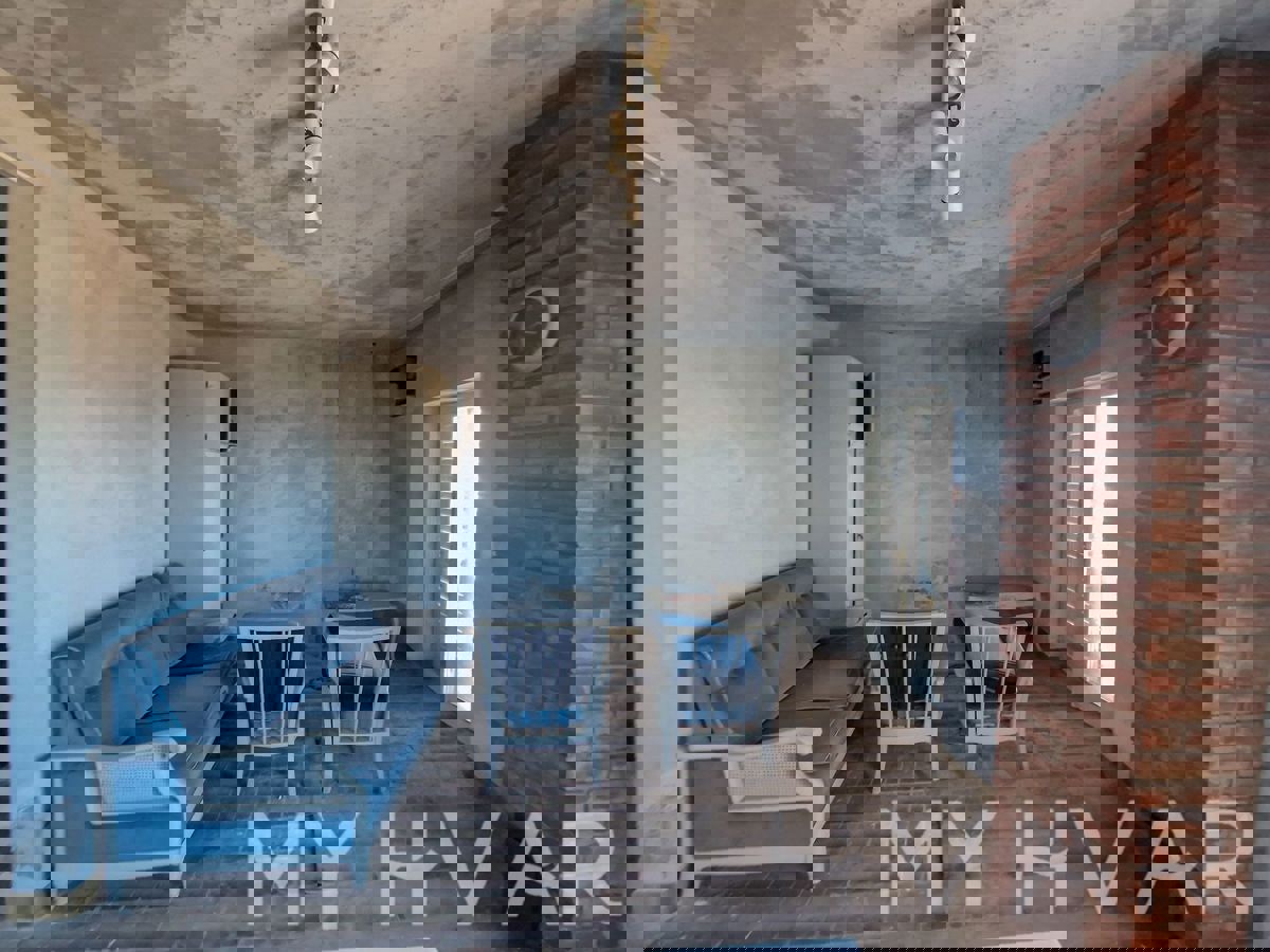 Casa con vista mare a Poljica