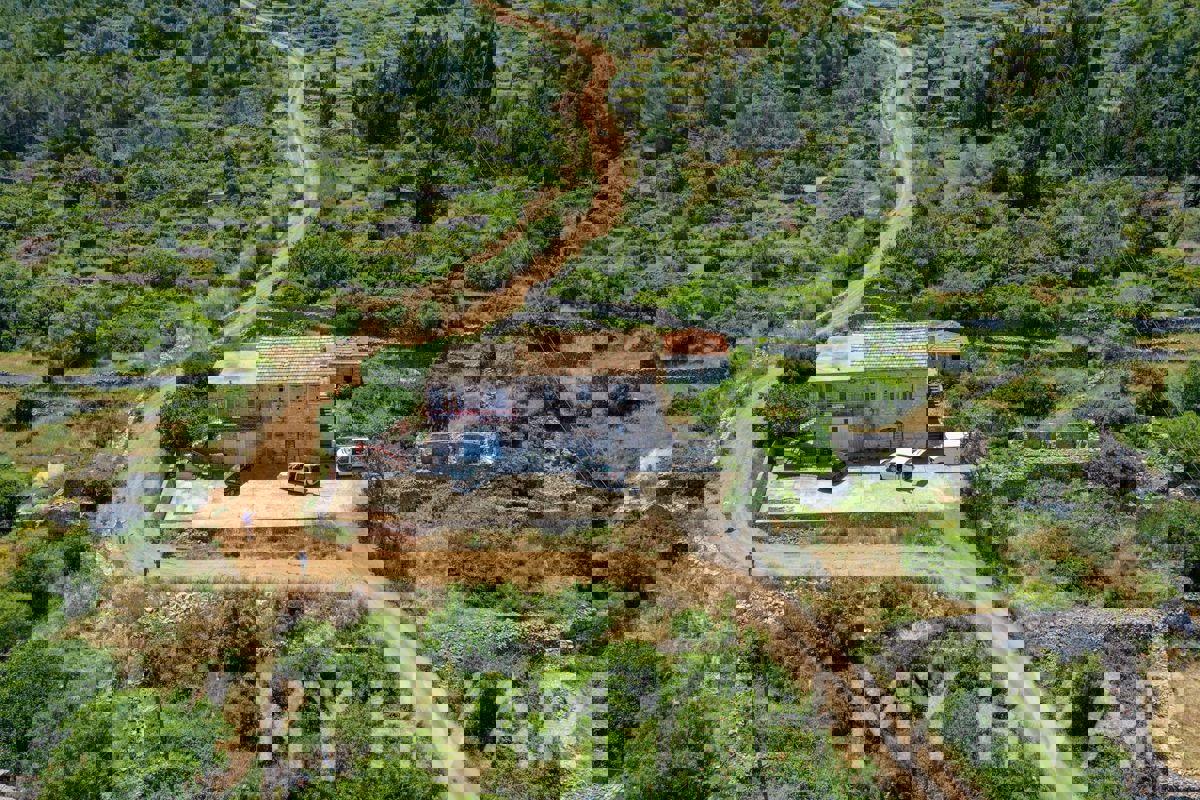 Casa con vista mare a Poljica