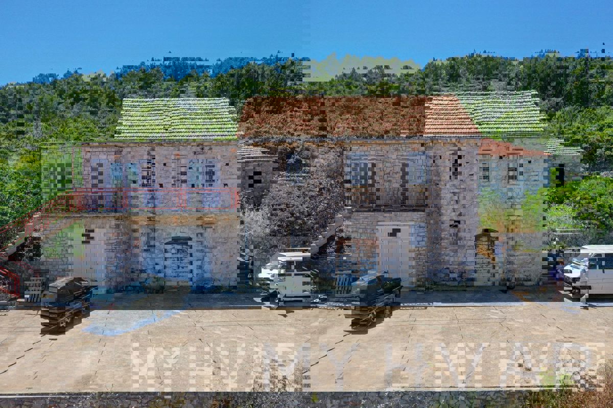 Casa con vista mare a Poljica