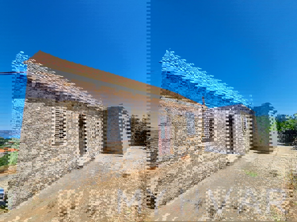 Casa con vista mare a Poljica