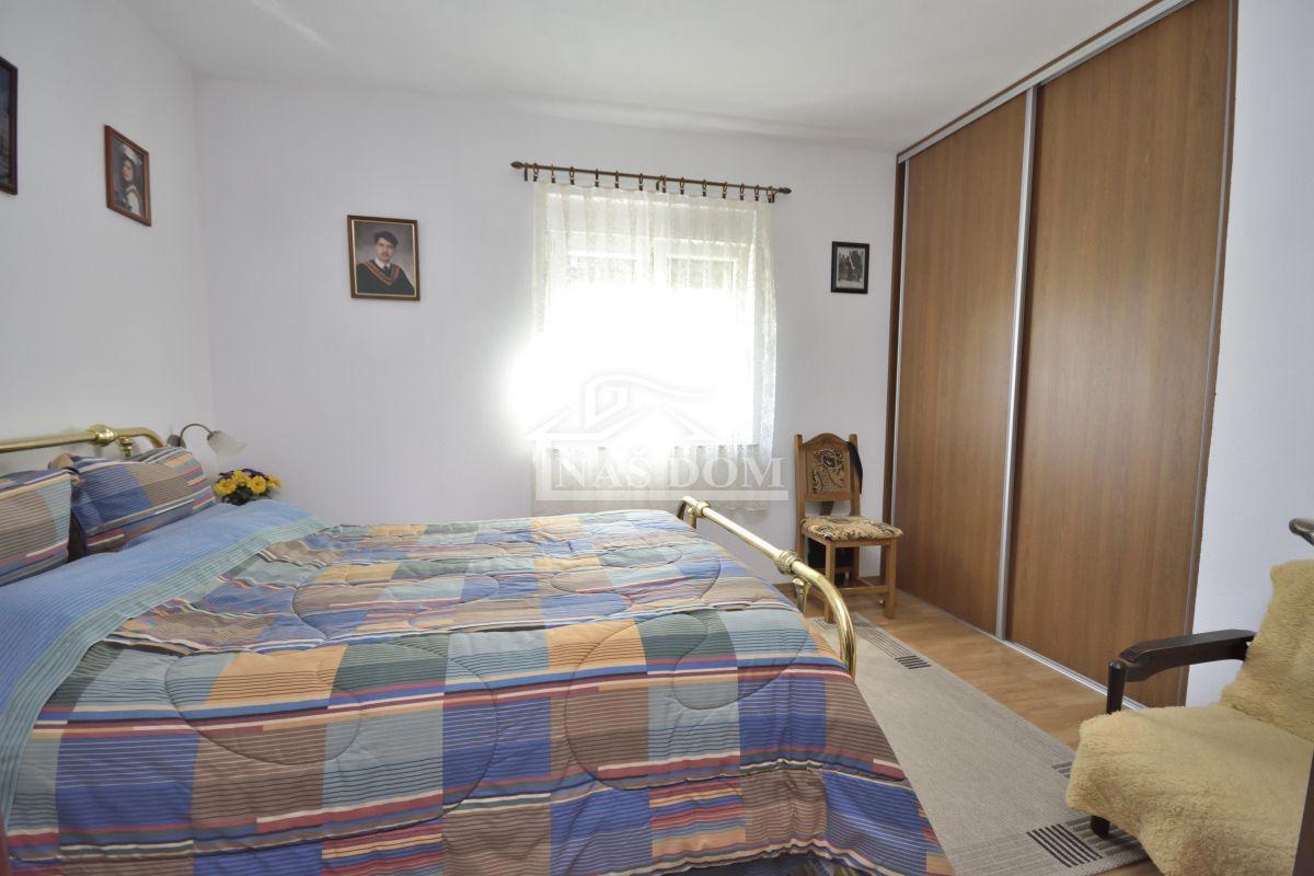 Vodice - Casa con 5 appartamenti, vista mare