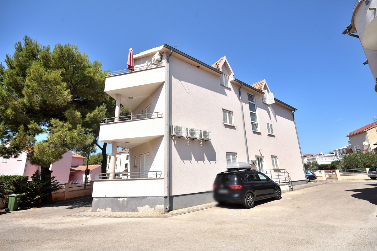 Vodice - Arredato appartamento comodo a 250 m dalla spiaggia