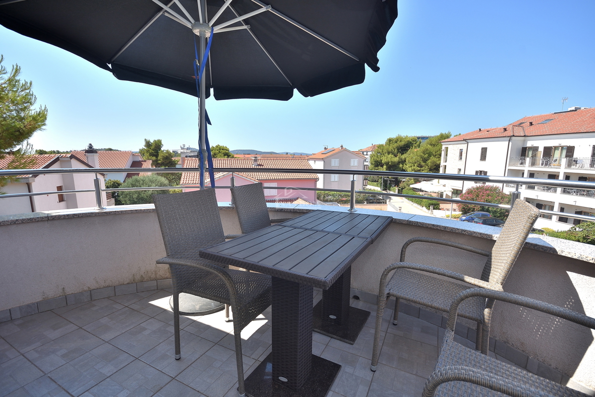 Vodice - Arredato appartamento comodo a 250 m dalla spiaggia