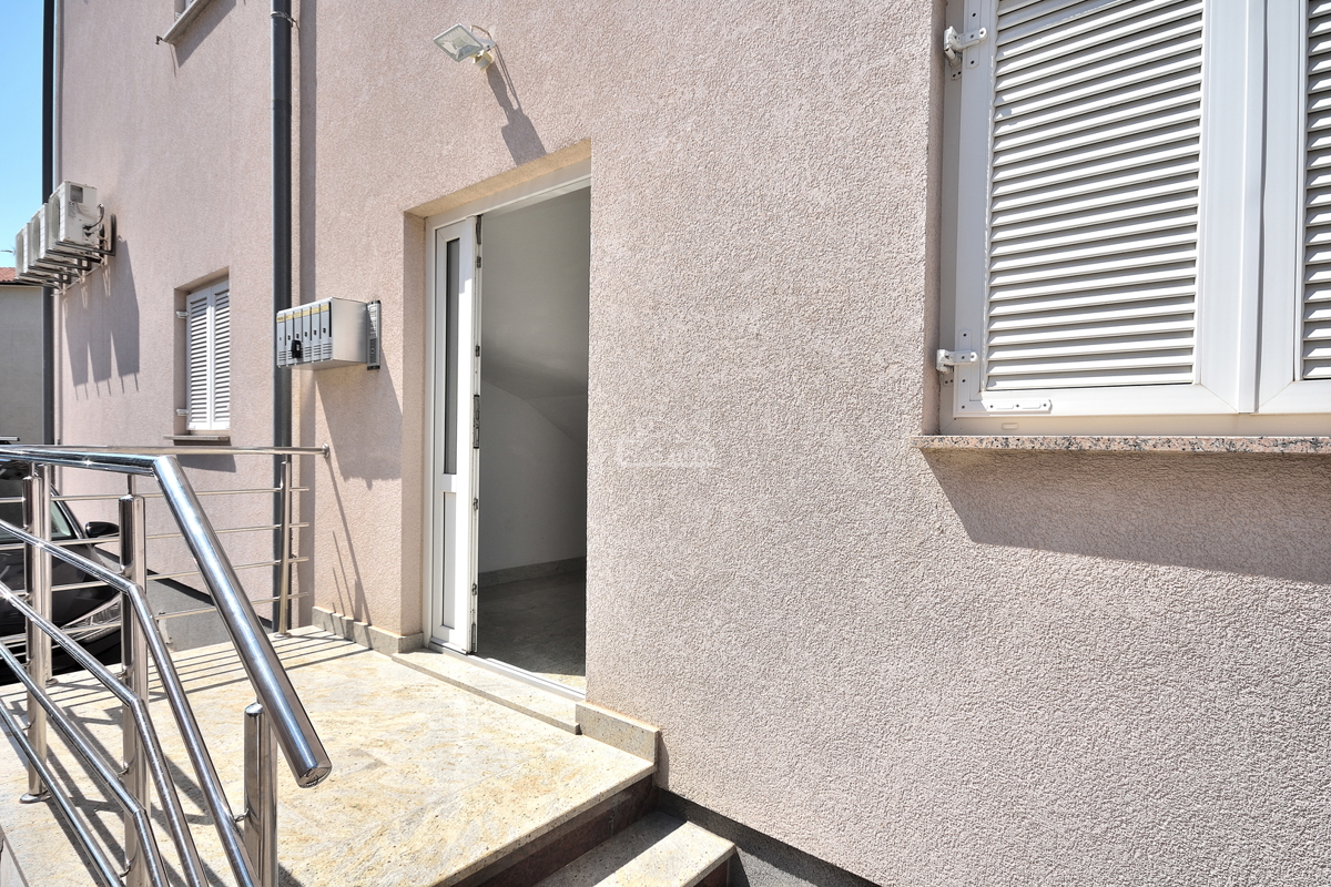 Vodice - Arredato appartamento comodo a 250 m dalla spiaggia