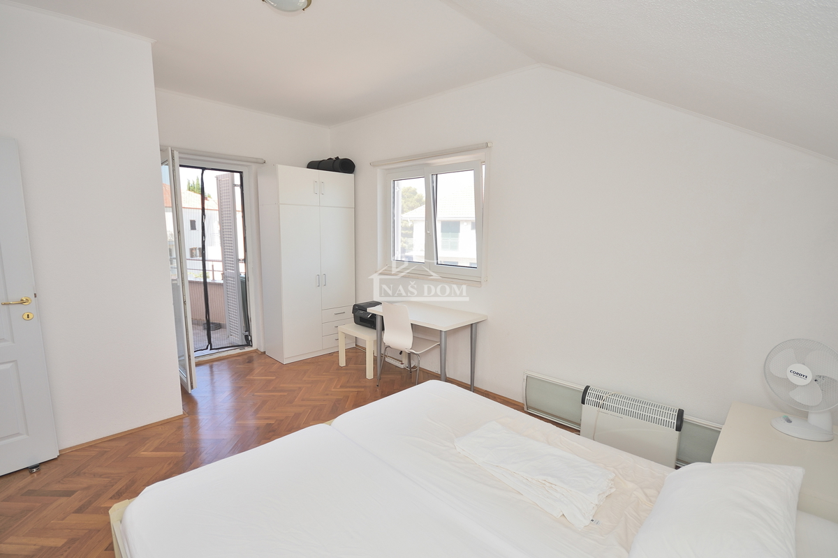 Vodice - Arredato appartamento comodo a 250 m dalla spiaggia