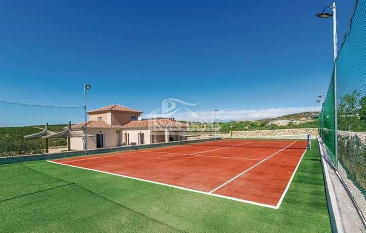 Debeljak, Sukošan - Villa con piscina