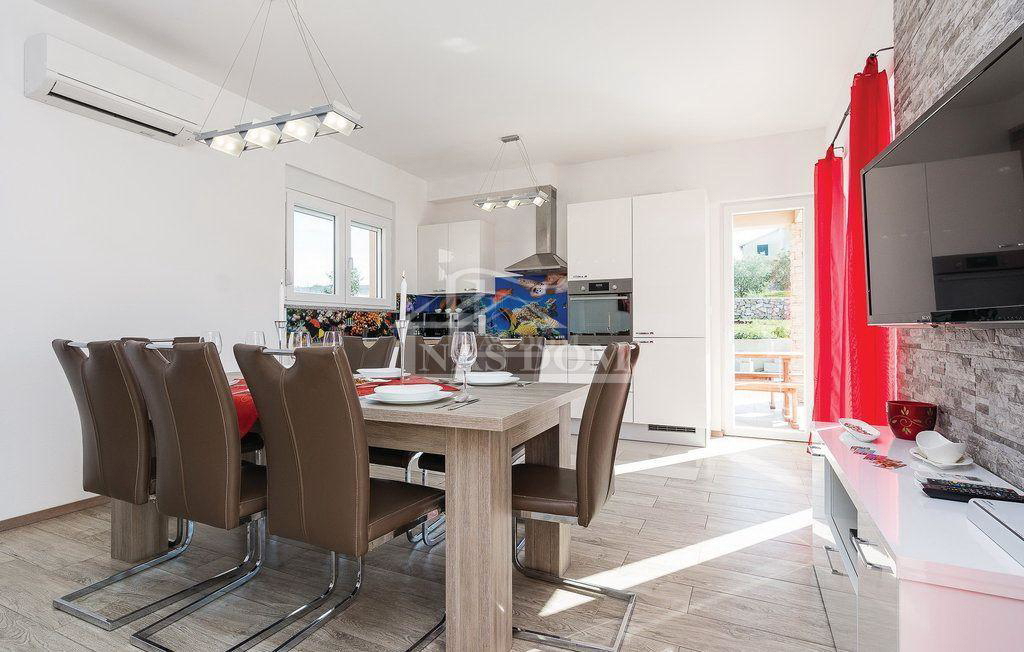 Debeljak, Sukošan - Villa con piscina