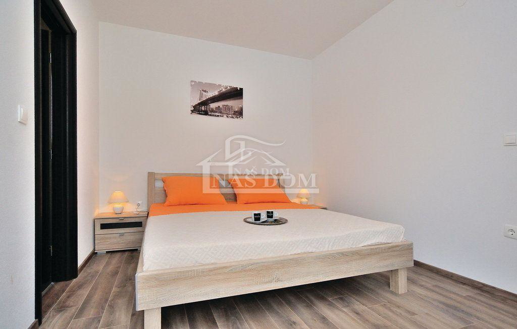 Debeljak, Sukošan - Villa con piscina