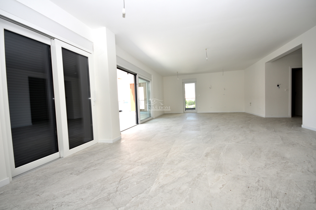 <Appartamento di lusso S6, vista mare, a 50 m dalla spiaggia>