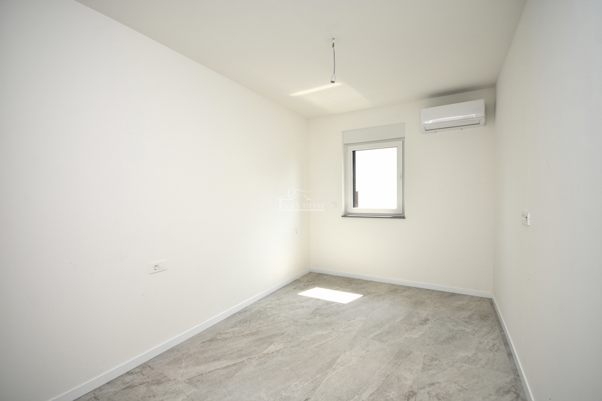 <Appartamento di lusso S6, vista mare, a 50 m dalla spiaggia>