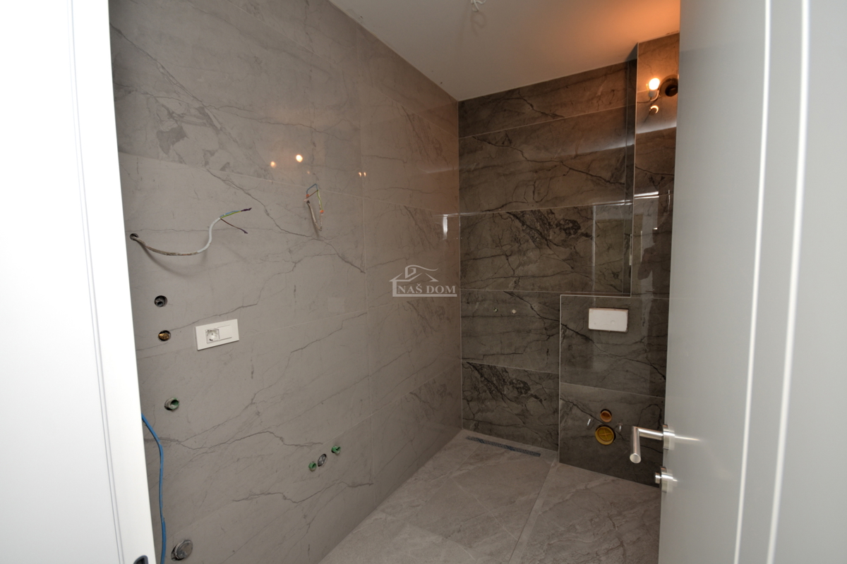 <Appartamento di lusso S6, vista mare, a 50 m dalla spiaggia>