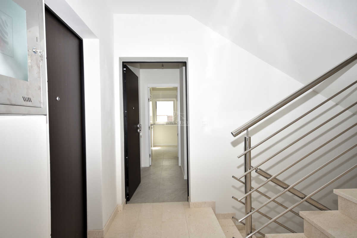 <Appartamento di lusso S6, vista mare, a 50 m dalla spiaggia>