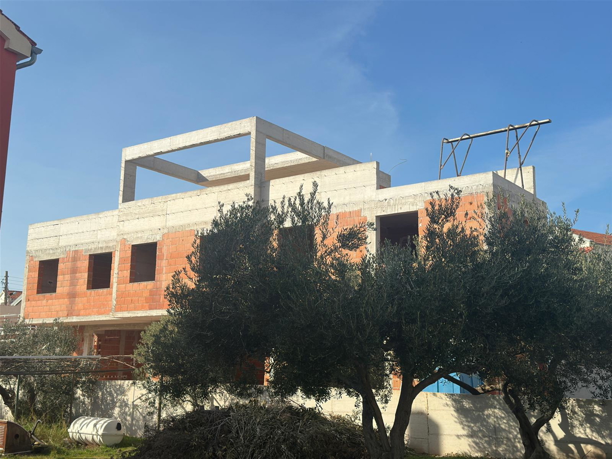 Vodice - NUOVA COSTRUZIONE appartamento S3 con giardino, a 150 m dal mare