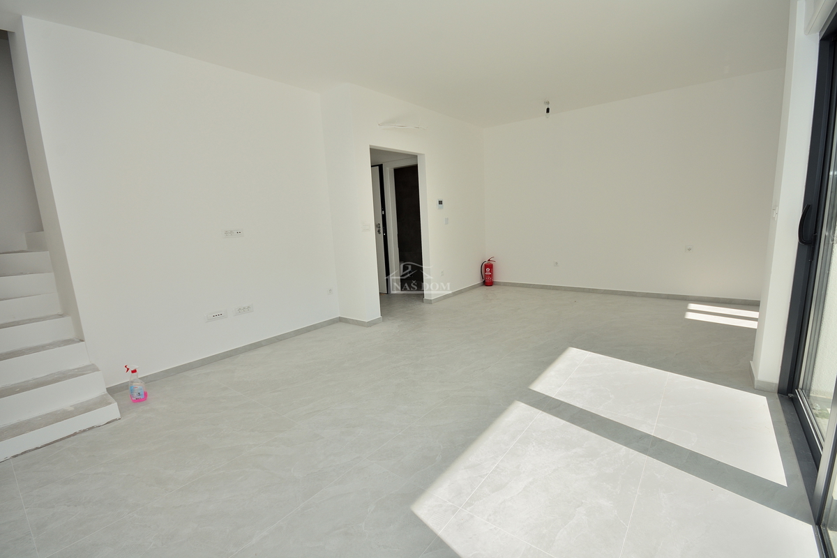 Vodice - Appartamento duplex S3, 112,61 m2, posizione tranquilla - NUOVA COSTRUZIONE