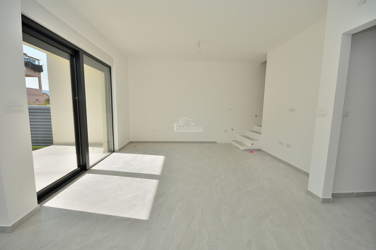 Vodice - Appartamento duplex S3, 112,61 m2, posizione tranquilla - NUOVA COSTRUZIONE