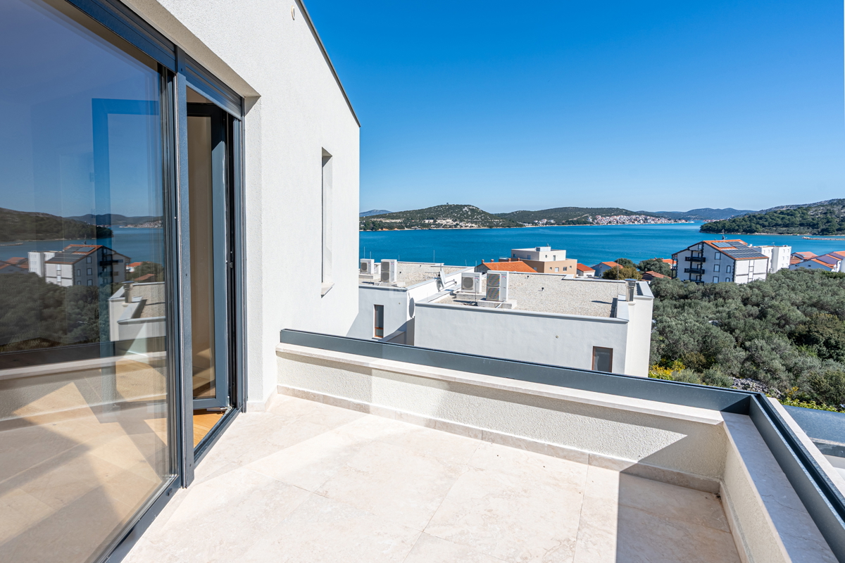 Lussuosa villa con vista panoramica sul mare – Betina, isola di Murter
