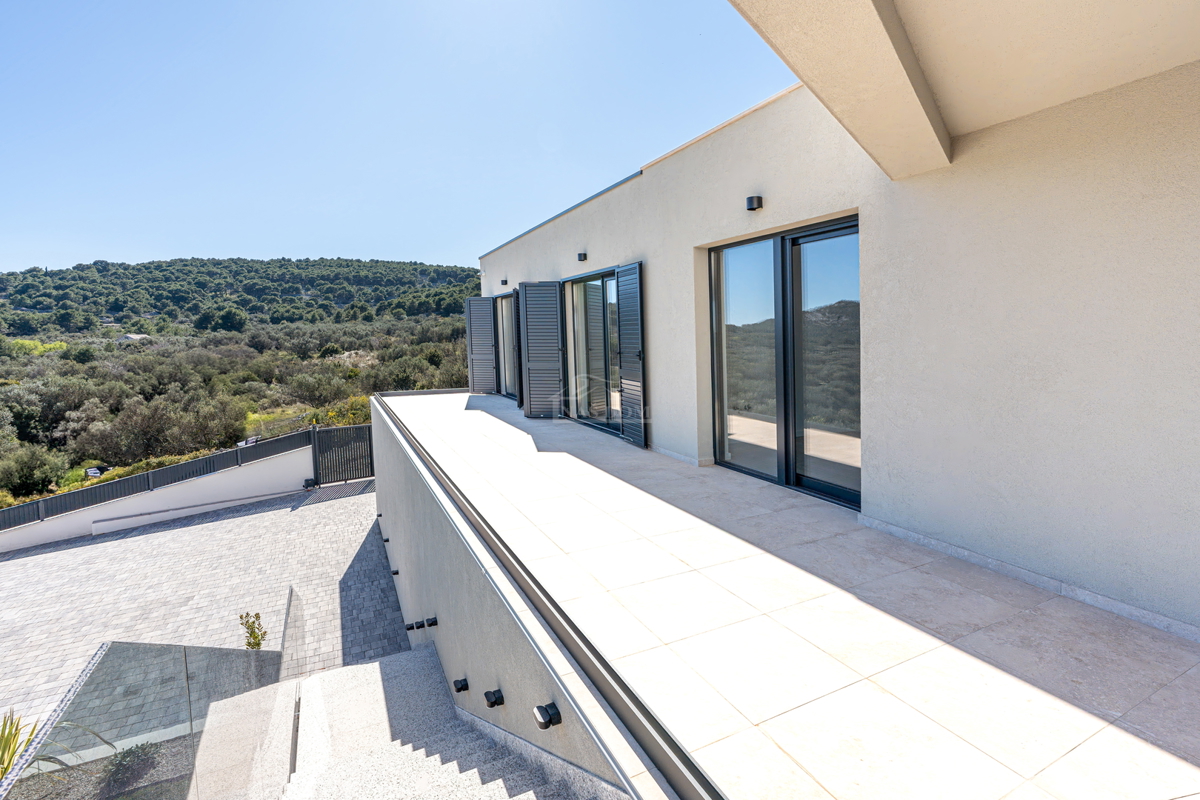 Lussuosa villa con vista panoramica sul mare – Betina, isola di Murter