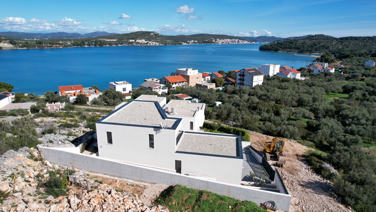 Lussuosa villa con vista panoramica sul mare – Betina, isola di Murter
