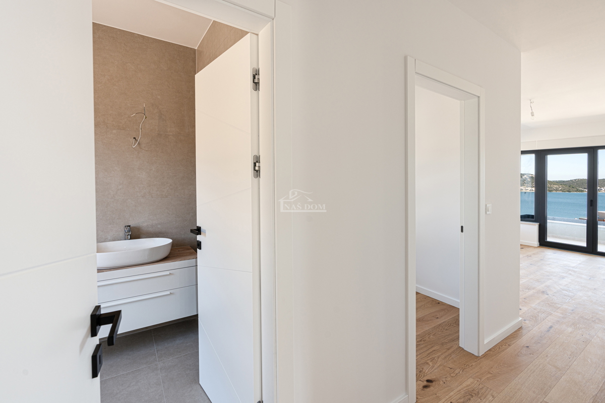 Lussuosa villa con vista panoramica sul mare – Betina, isola di Murter