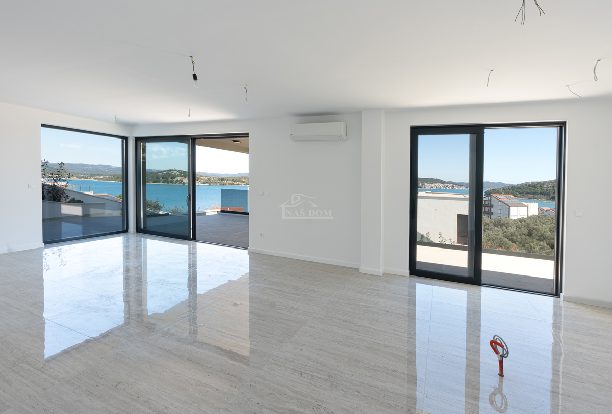 Lussuosa villa con vista panoramica sul mare – Betina, isola di Murter