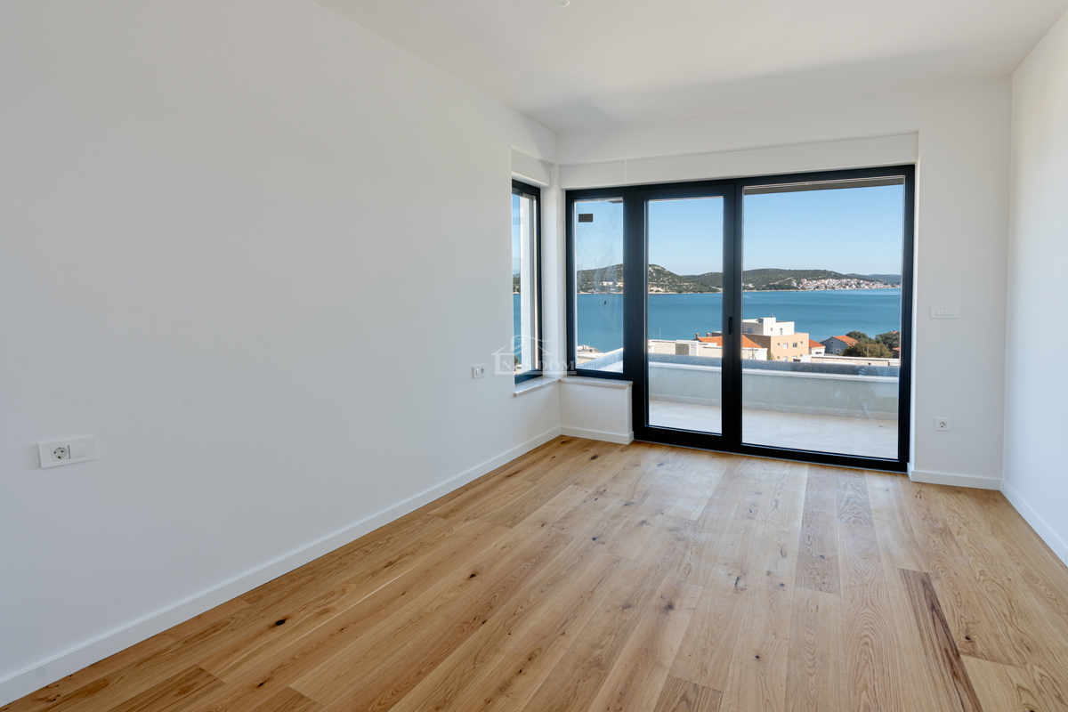 Lussuosa villa con vista panoramica sul mare – Betina, isola di Murter