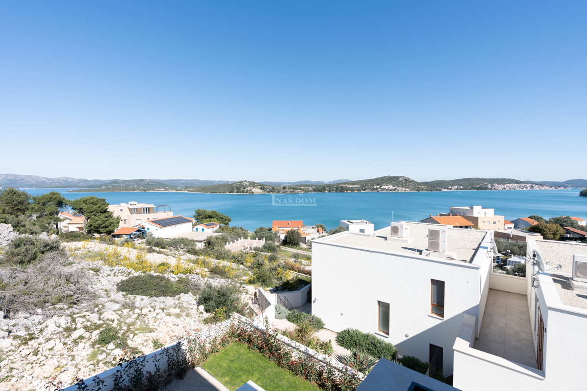 Lussuosa villa con vista panoramica sul mare – Betina, isola di Murter