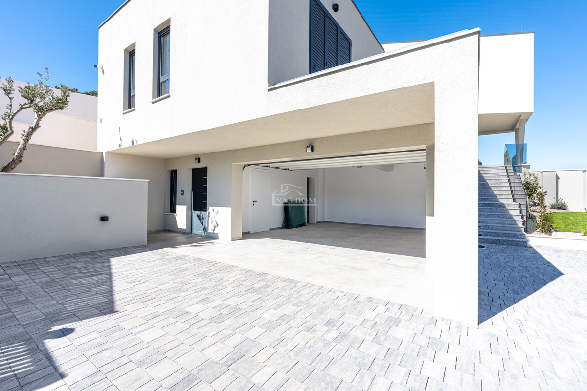 Lussuosa villa con vista panoramica sul mare – Betina, isola di Murter