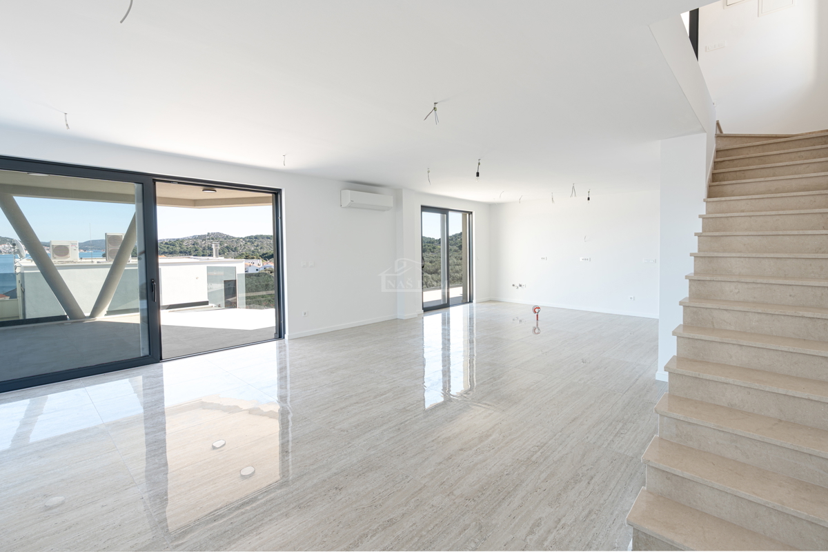 Lussuosa villa con vista panoramica sul mare – Betina, isola di Murter