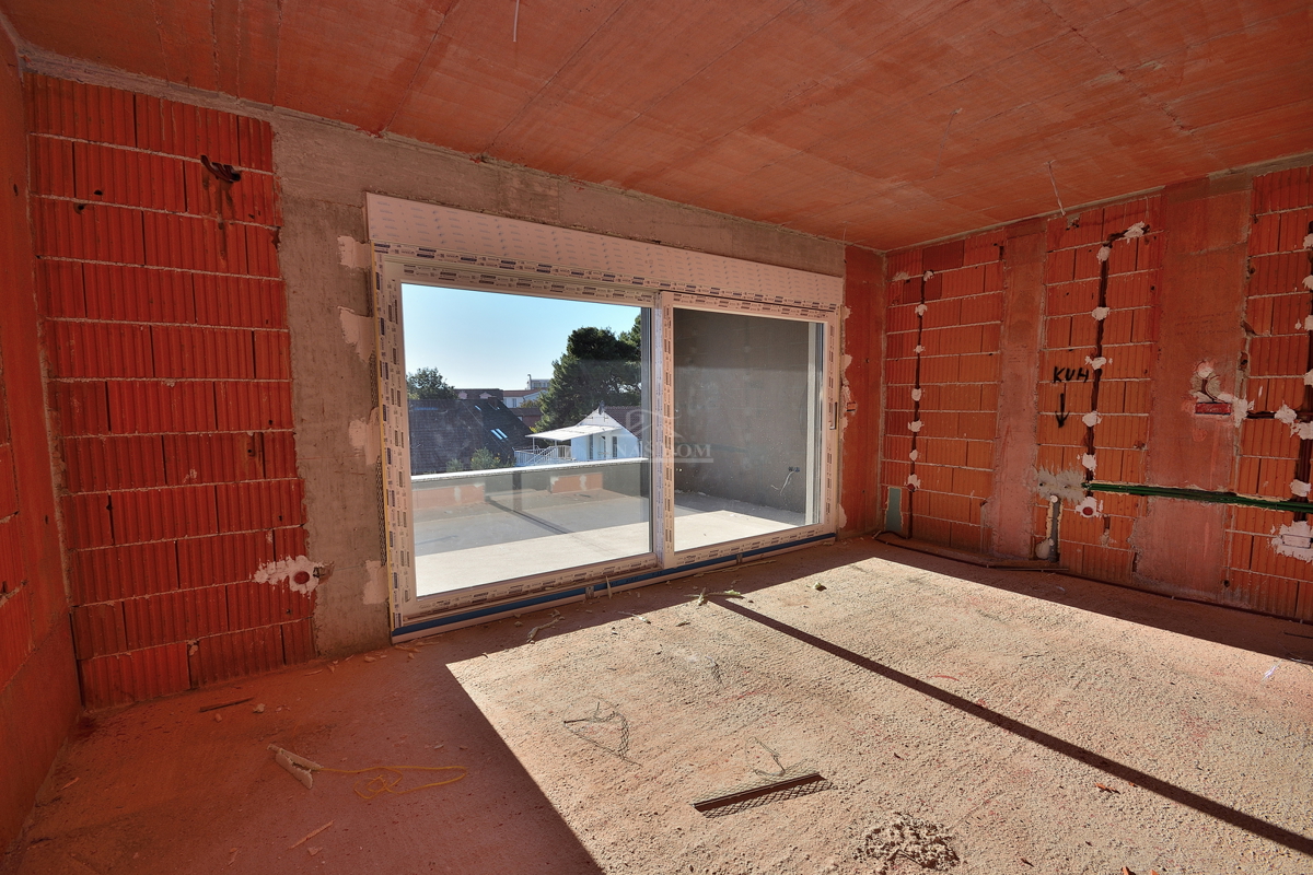 Vodice, SRIMA-** NUOVA COSTRUZIONE** S6 Appartamento con vista mare, 300m dalla spiaggia