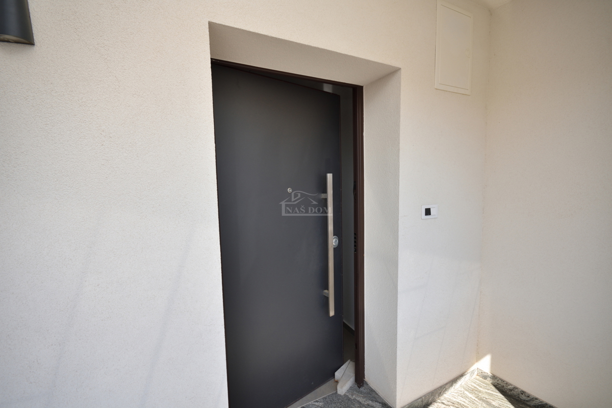 Tribunj, Sovlje - Appartamento S6 al secondo piano