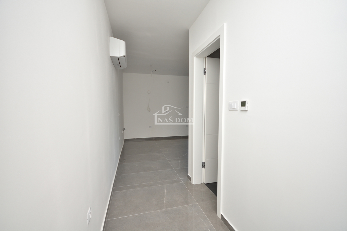 Tribunj, Sovlje - Appartamento S6 al secondo piano